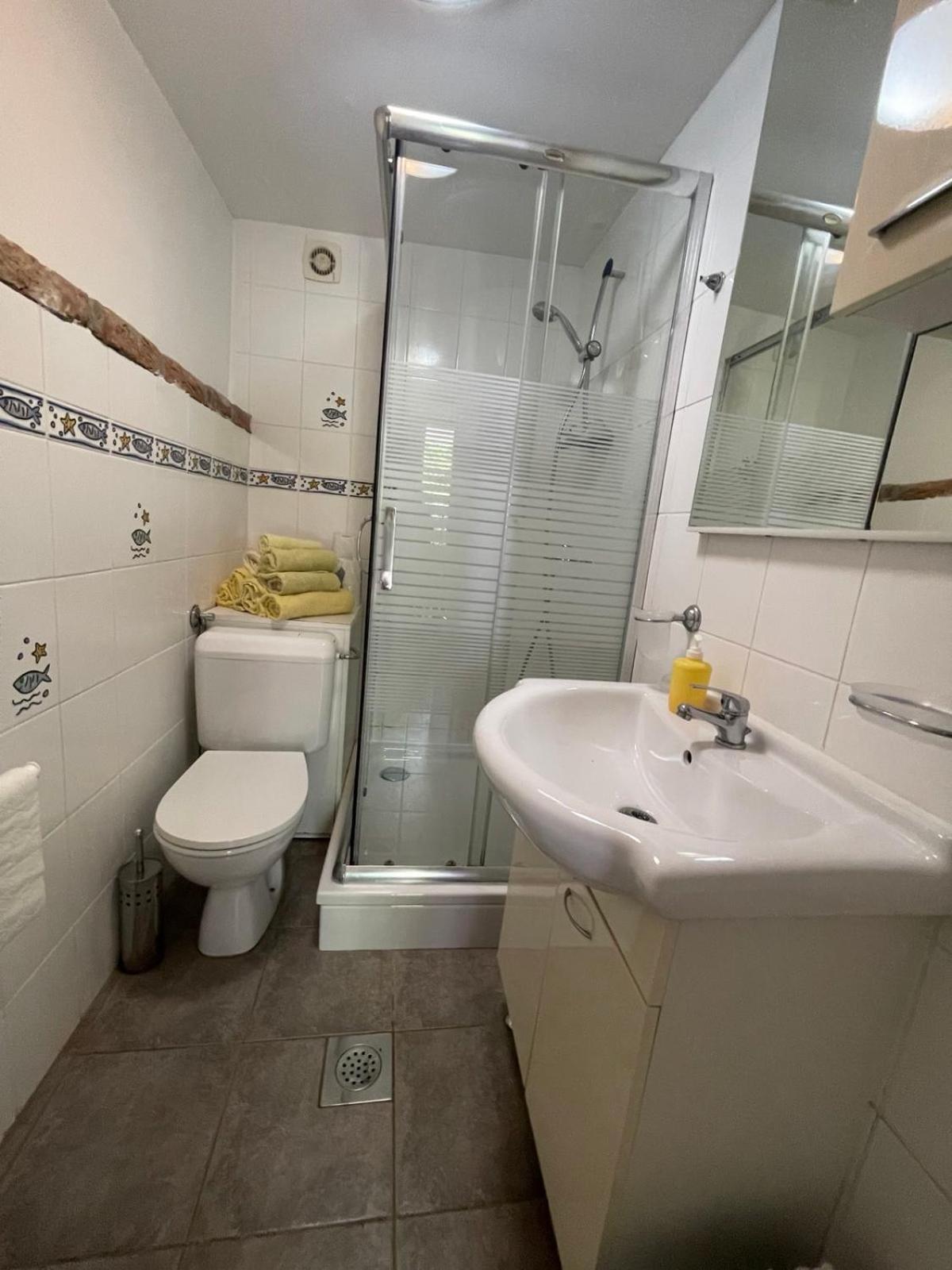 Apartment Kalikut Beli Habitación foto
